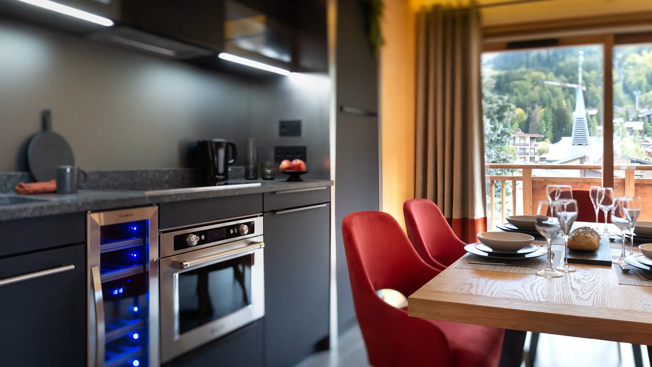 Cuisine d'un appartement du Chalet Eline aux Carroz