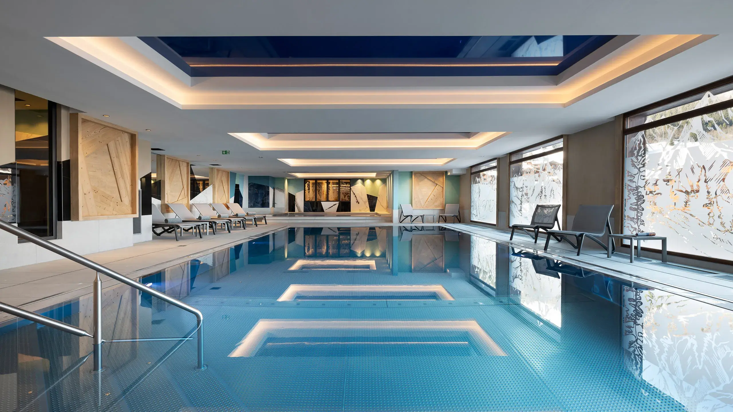 Piscine de la résidence Akoya à Valmorel