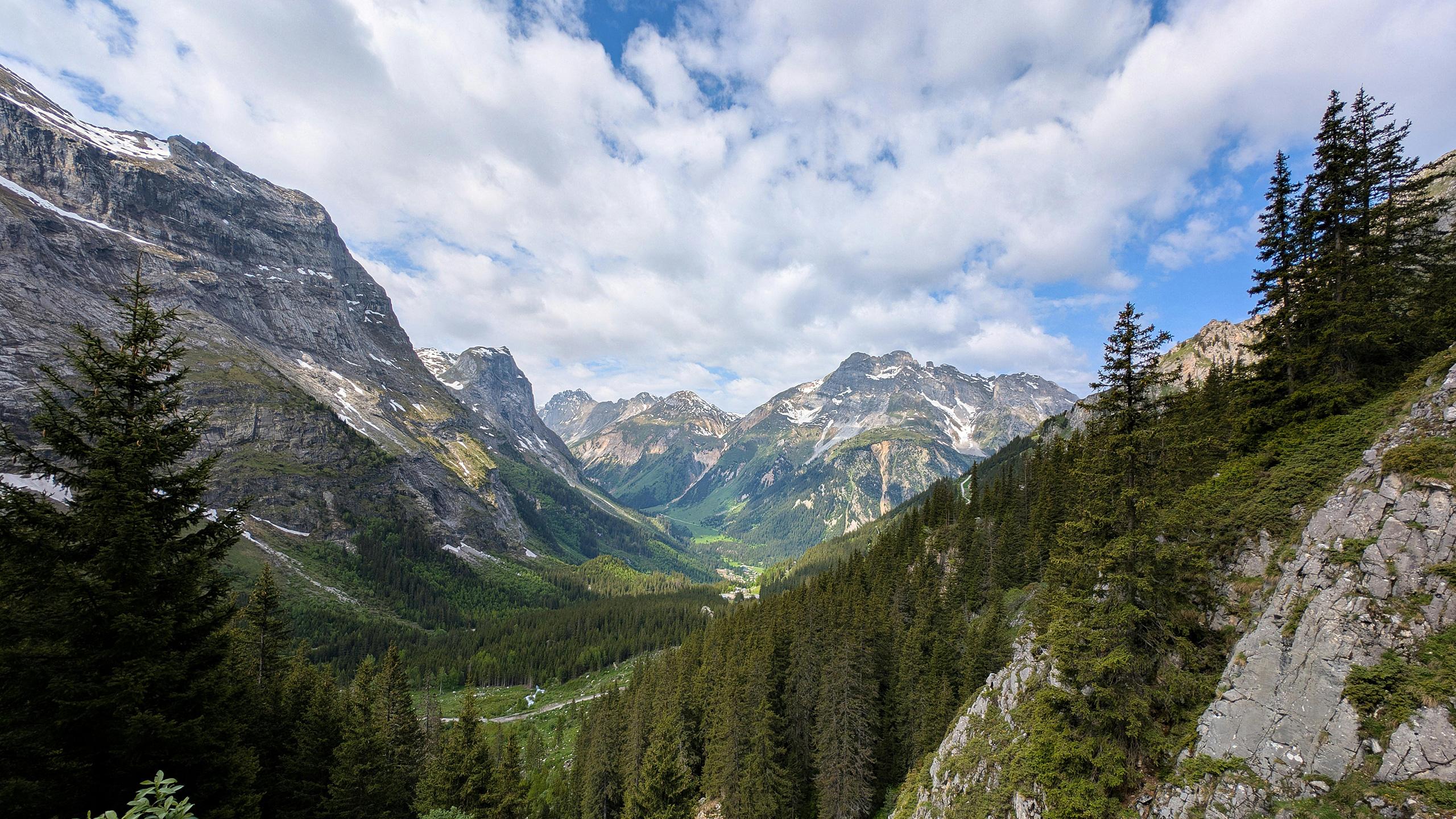 Panorama grandiose des montagnes alpines dans la Vanoise