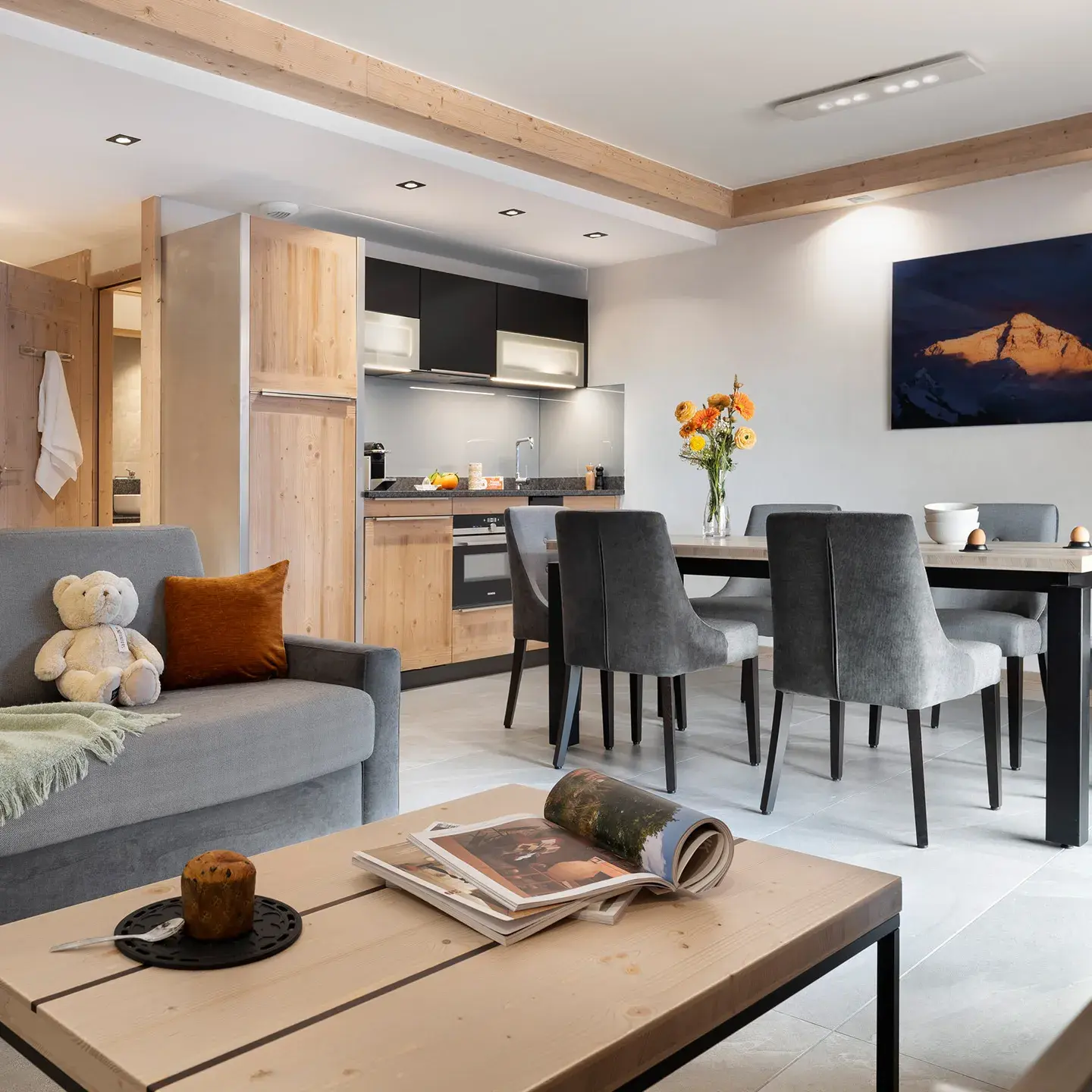 Pièce de vie dans un appartement de la résidence Akoya à Valmorel