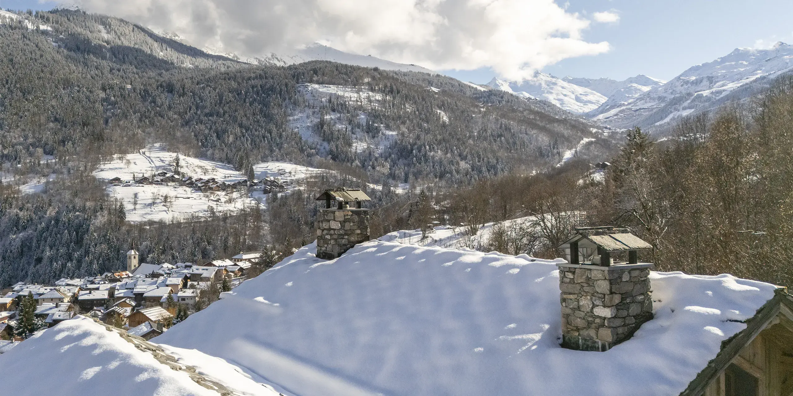 Chalet Apsara à Méribel, panorama depuis le chalet dominant le quartier des Allues et les montagnes environnantes