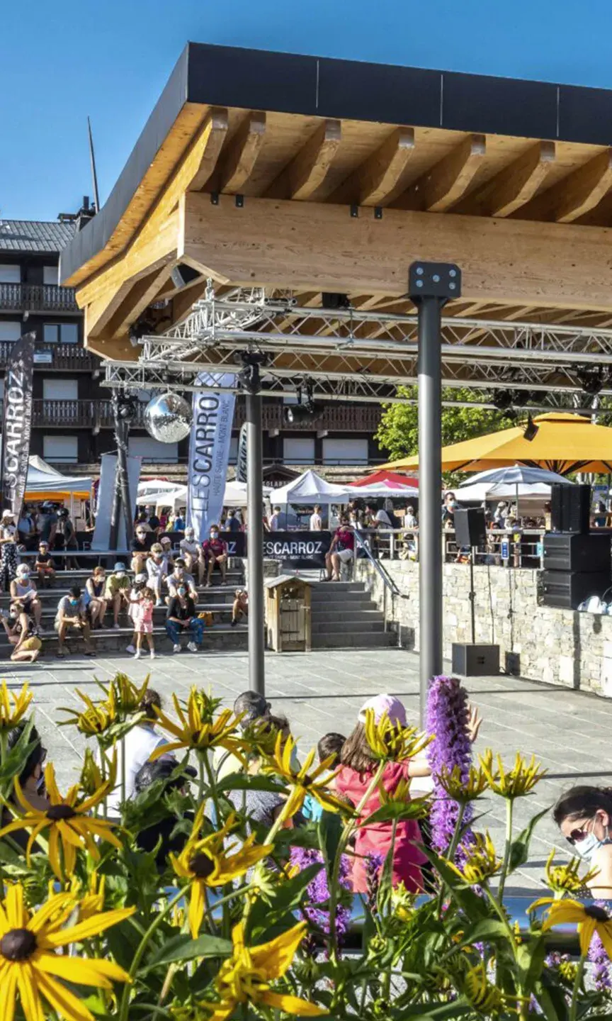 Plage du village des Carroz