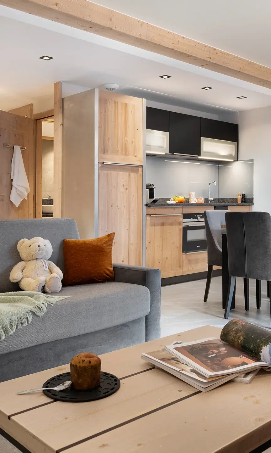 Pièce de vie dans un appartement de la résidence Akoya à Valmorel