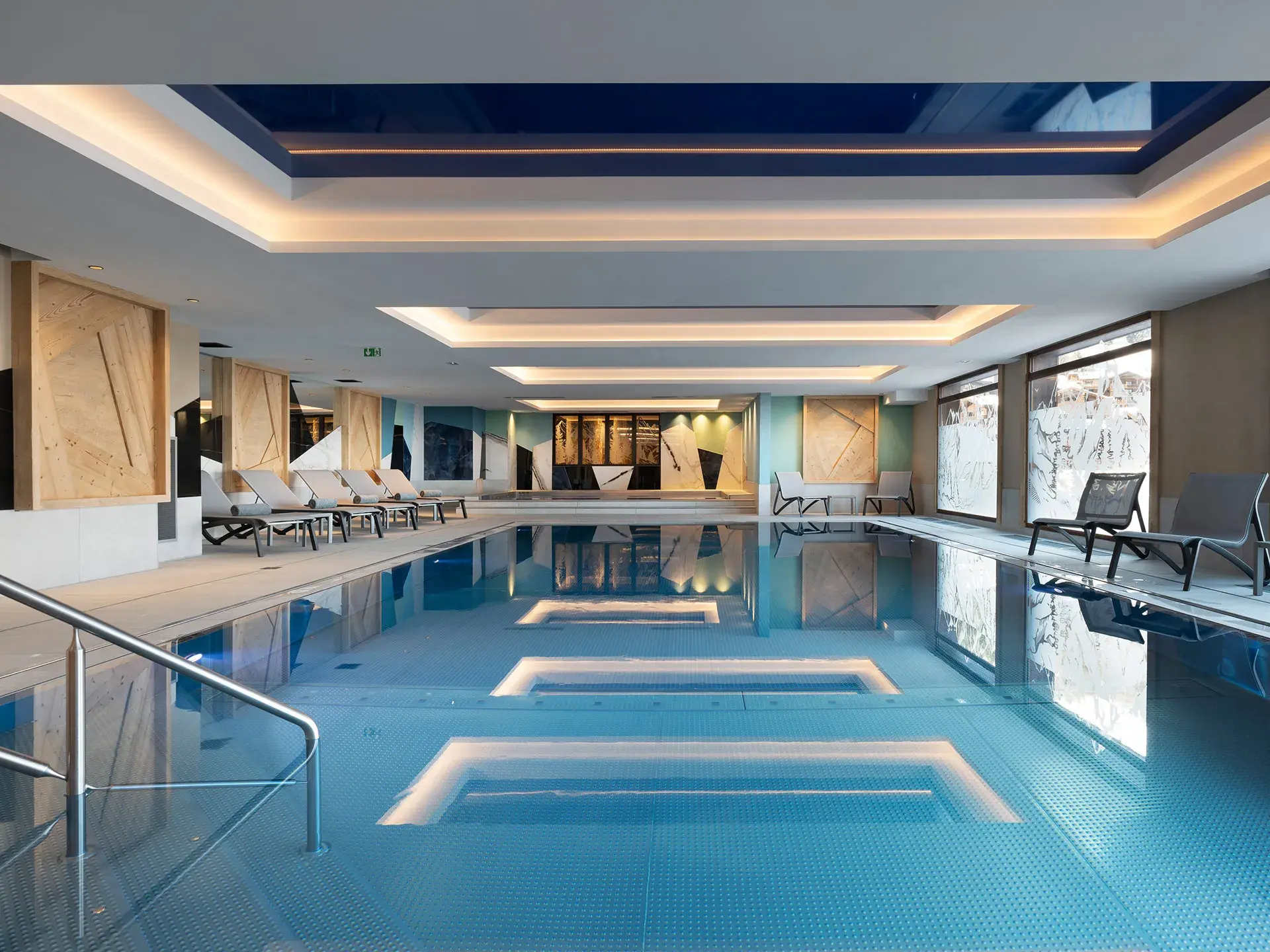 Piscine de la résidence Akoya à Valmorel