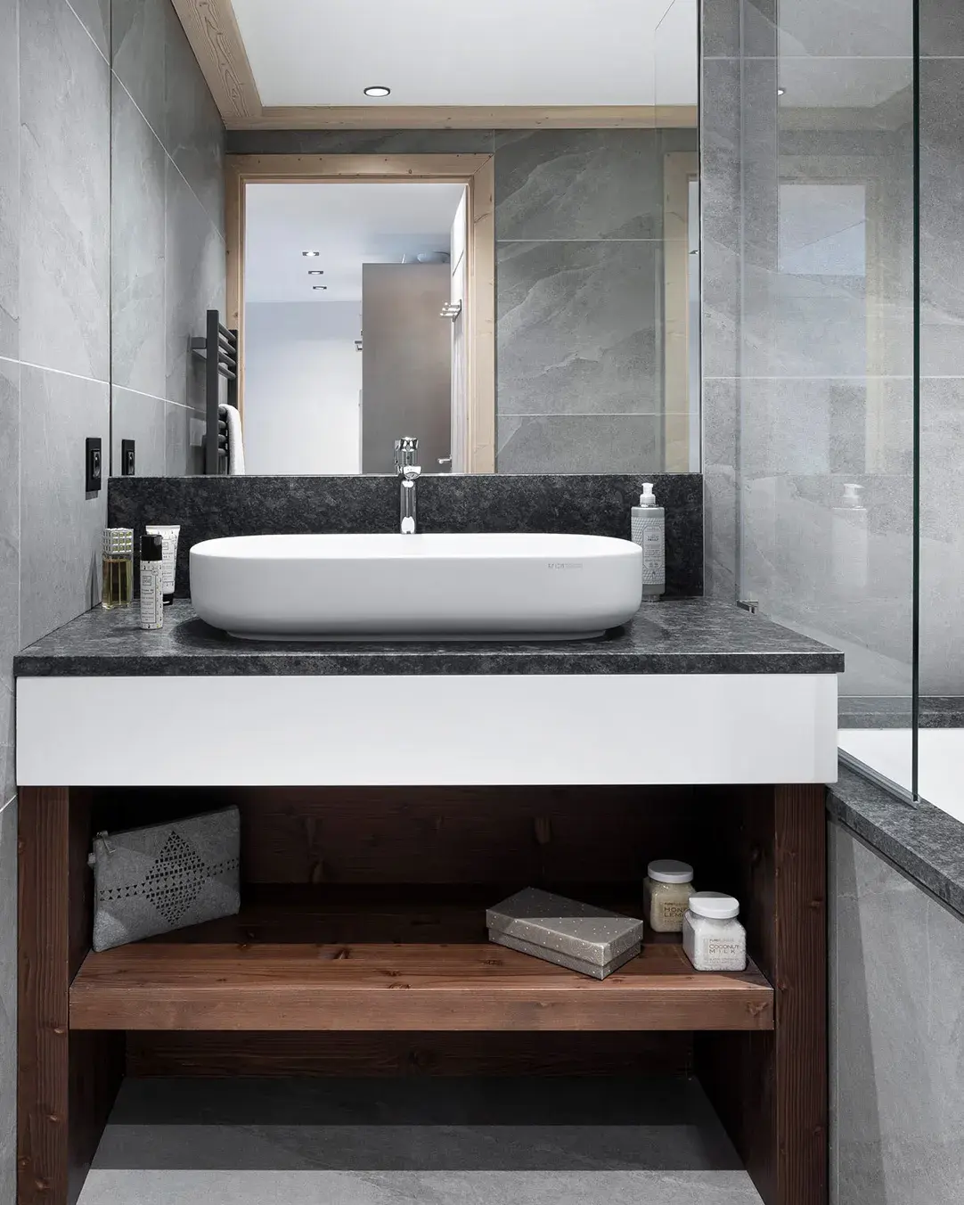 Salle de bain - Elégance et qualité des matériaux - Résidence Akoya à Valmorel