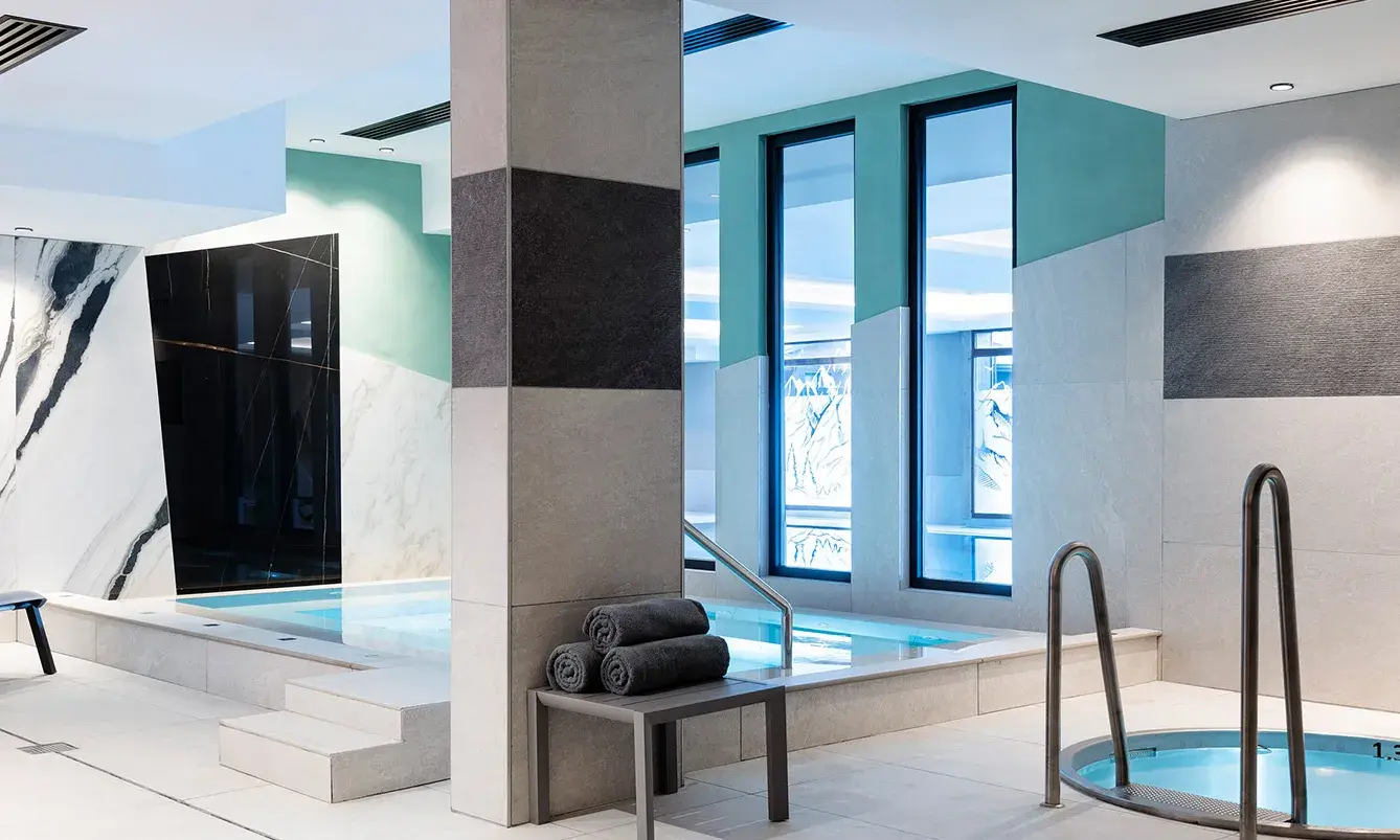 Spa Montagnes du Monde® d'Akoya à Valmorel - Bain bouillonnant & bain nordique