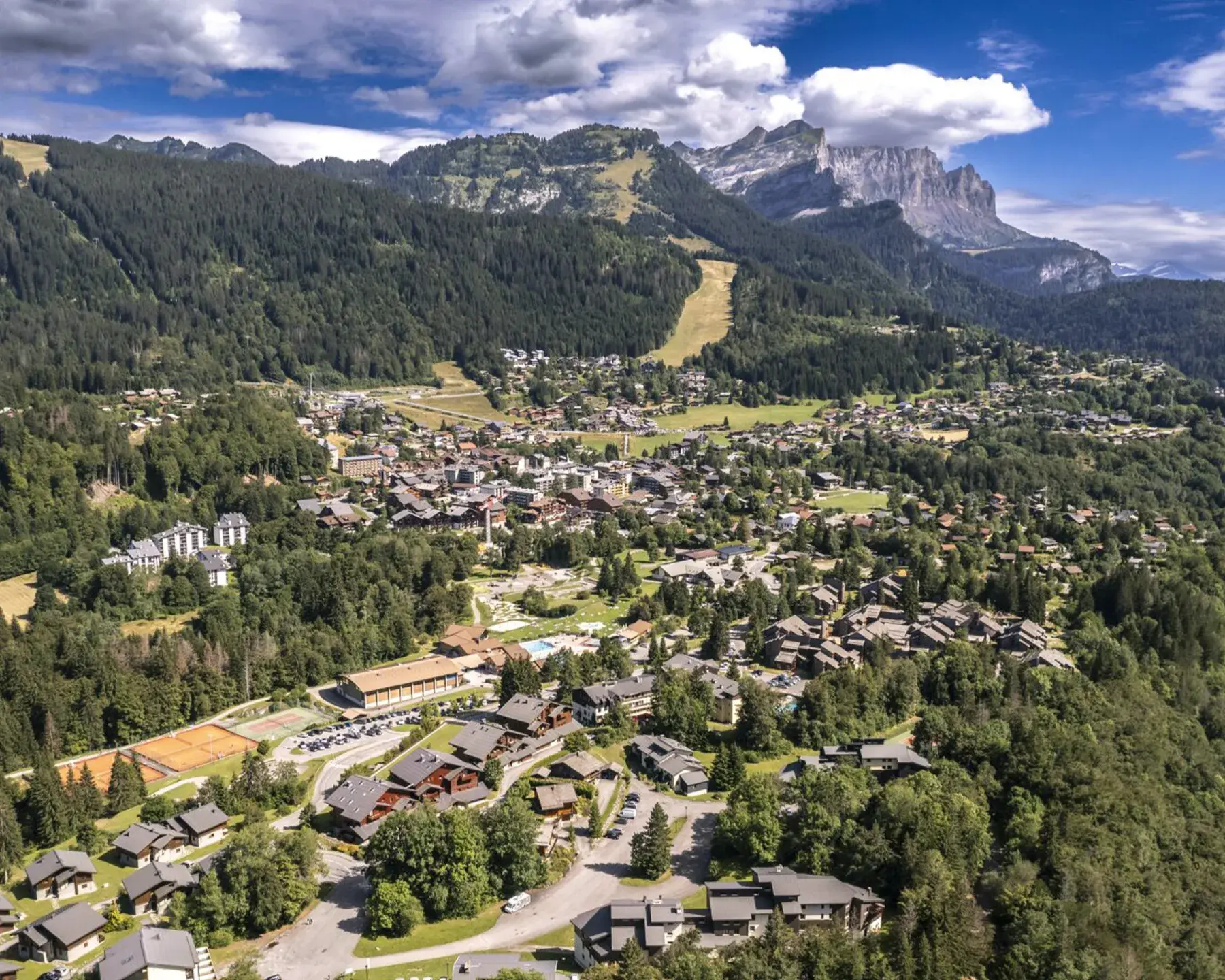 Les Carroz d'Arâches - Village - Été